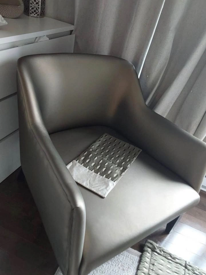 Roche Bobois Club Armchair with Ottoman and Cushion - photo 3