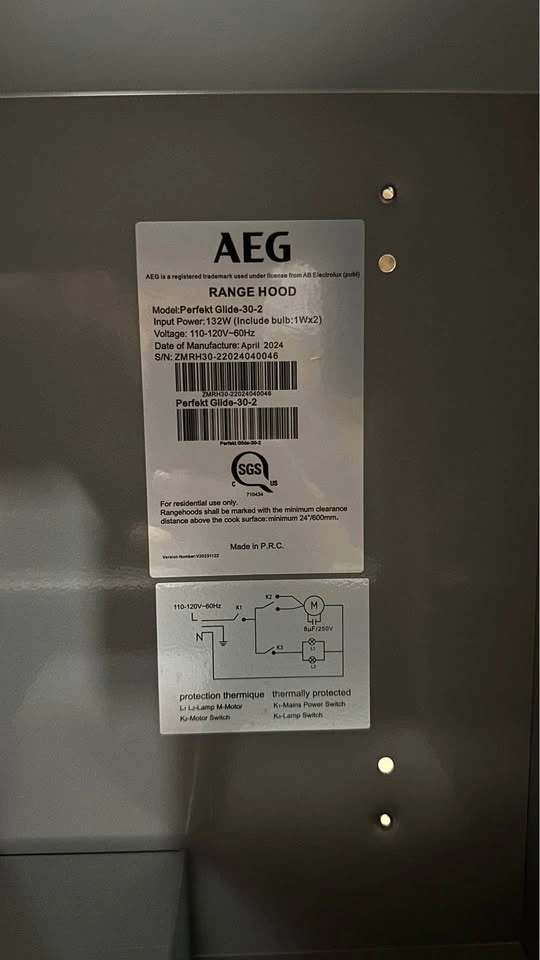 AEG Perfekt Glide-30-2 Pull Out Range Hood - photo 4