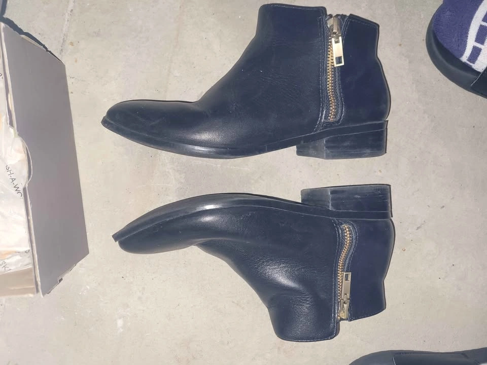Aldo Women Leather Shoes 6 or 6.5 - photo 3
