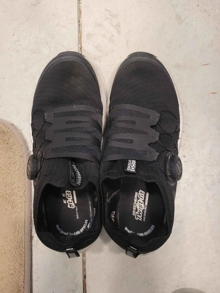 Skechers GO RUN sneakers with Twist Fit - photo 2