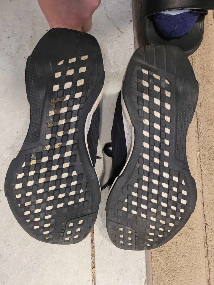 Reebok running shoes - photo 2
