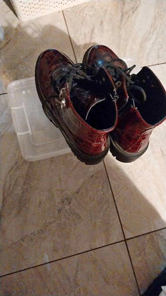 Women shoes