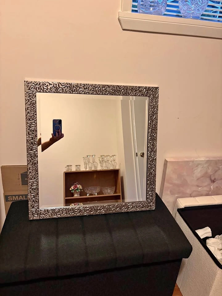 Decorative Square Mirror 23x23