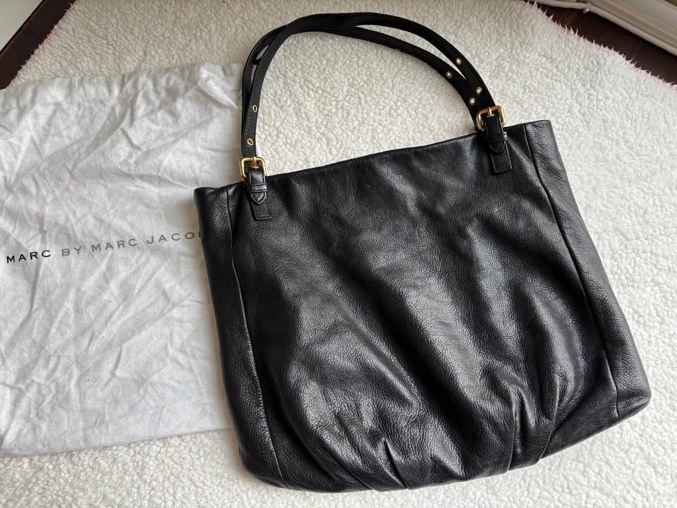 Marc By Marc Jacobs Classic Q Black Large Leather Tote - photo 2