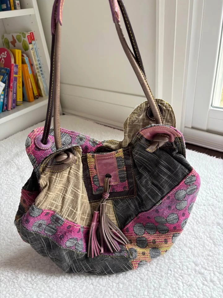 Cirque du Soleil Vintage Geometric Patchwork Tassel Shoulder Bag - photo 3