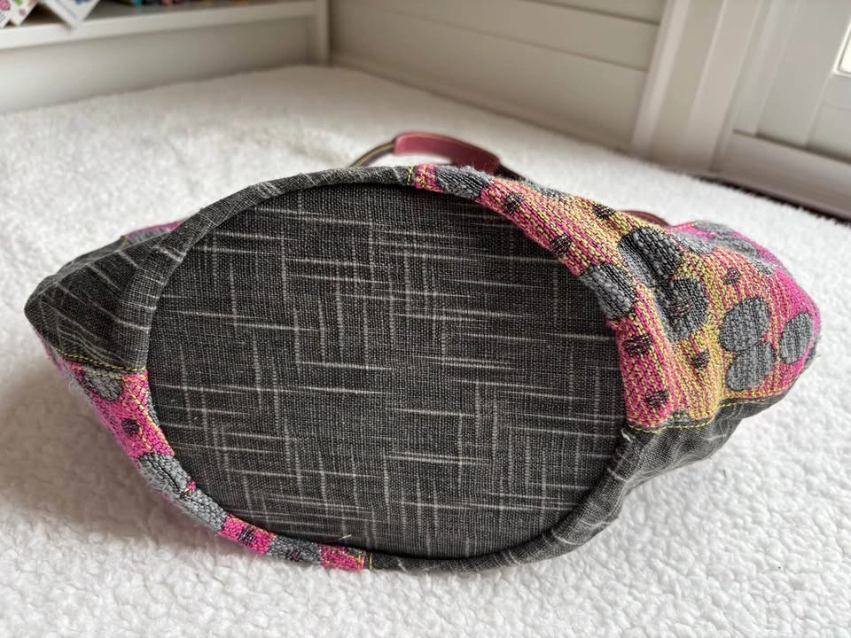 Cirque du Soleil Vintage Geometric Patchwork Tassel Shoulder Bag - photo 5