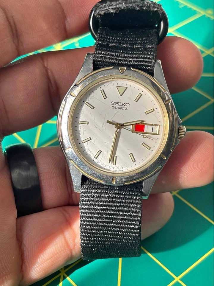 Seiko Quartz Watch - 7N43 Day/Date