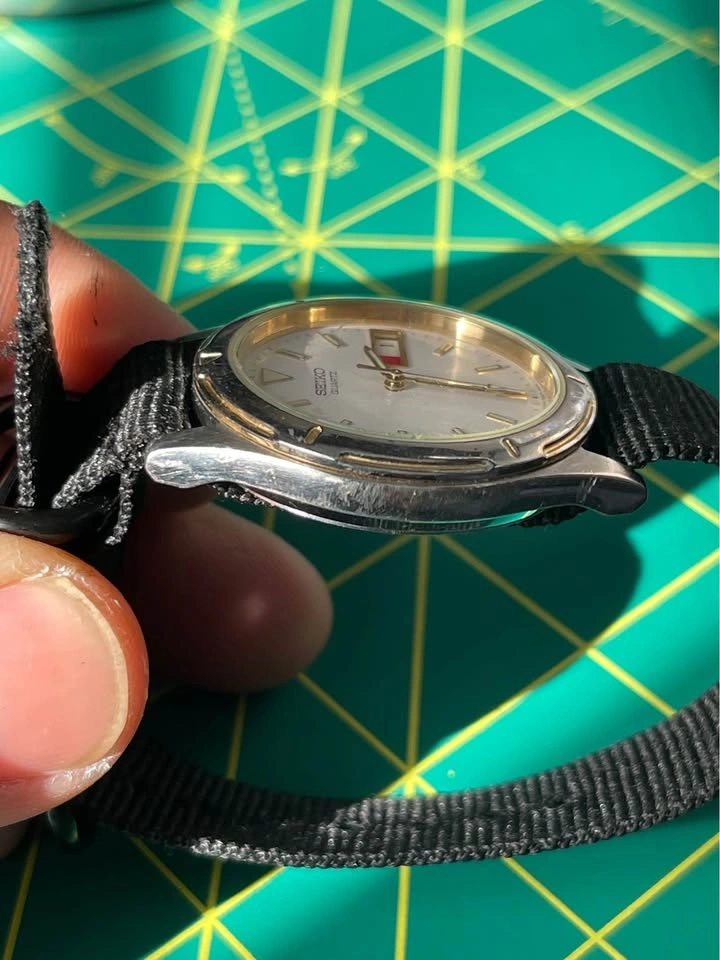 Seiko Quartz Watch - 7N43 Day/Date - photo 2