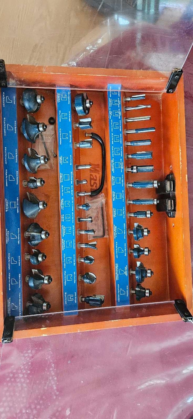 Router Bit Set and Case - photo 2