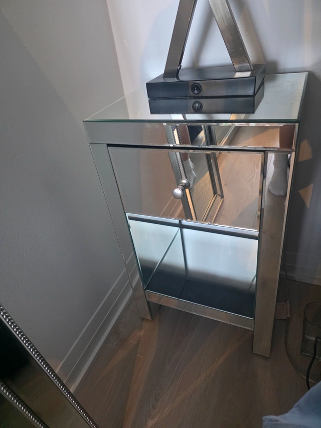 Beautiful Mirrored Glass Nightstands - Set of 2