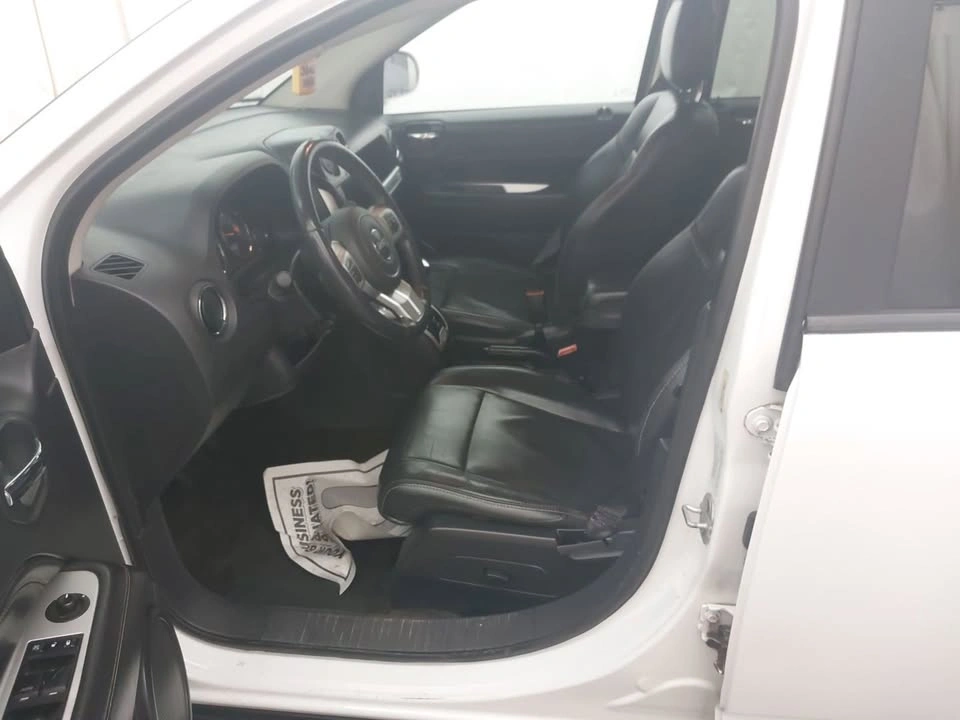 2015 Jeep Compass High Altitude 4WD SUV - photo 4