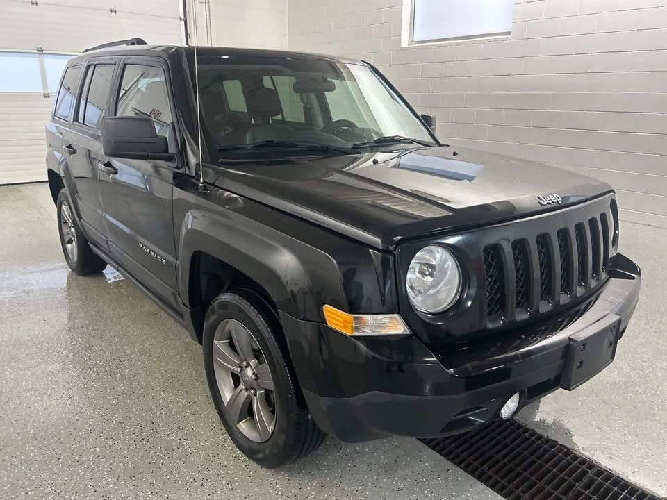 2015 Jeep Patriot High Altitude Edition 4WD SUV - photo 2