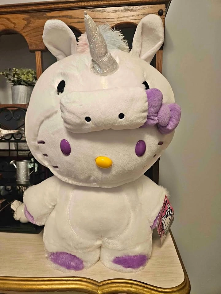 Hello Kitty Unicorn Greeter CVS 2020