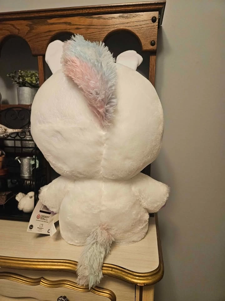 Hello Kitty Unicorn Greeter CVS 2020 - photo 2