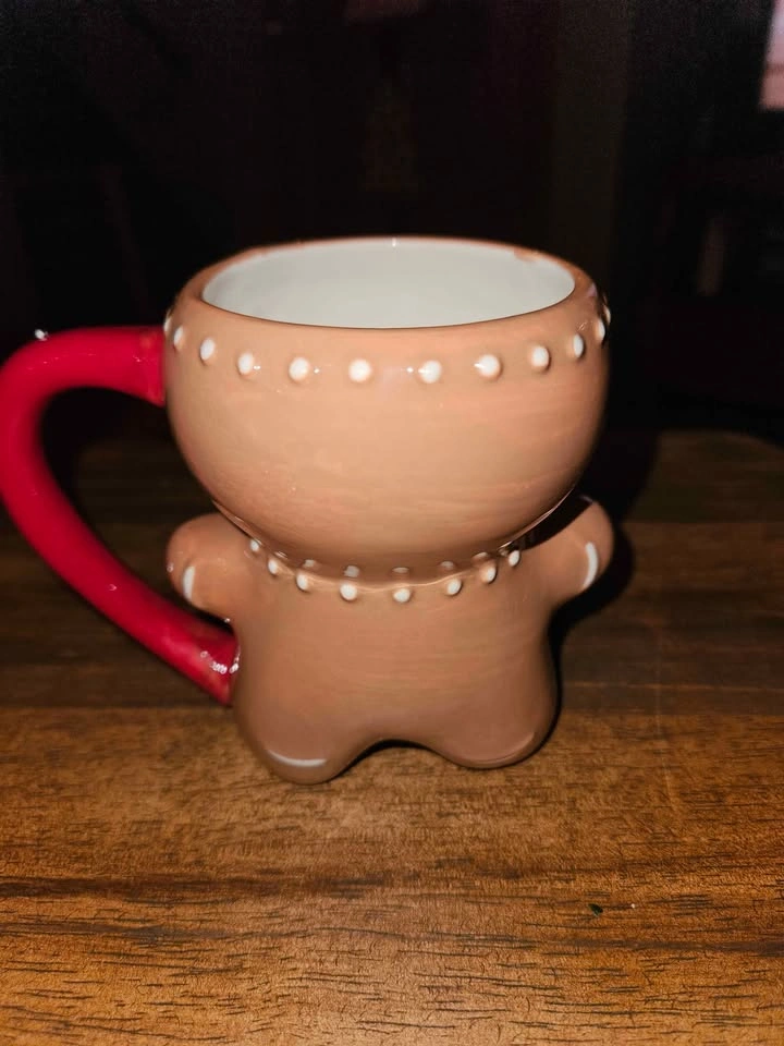 Target Gingerbread Girl Mug - photo 2