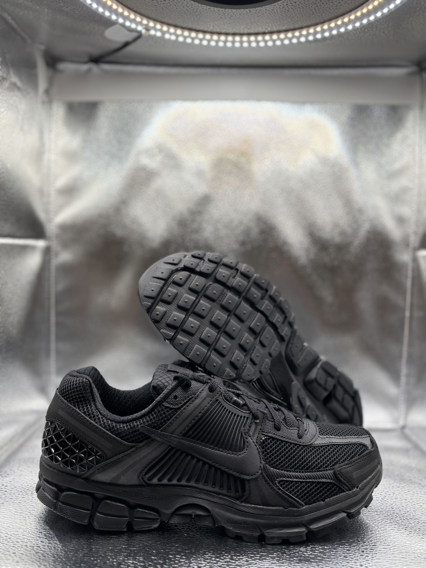 Nike Air Vomero 5 Triple Black