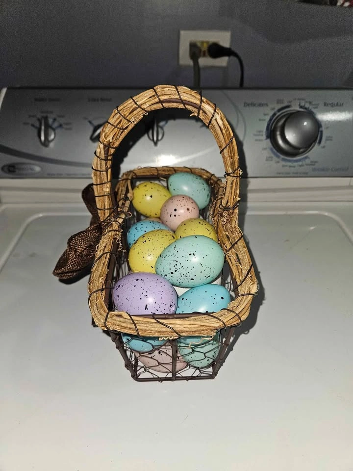 Easter Basket with Eggs - photo 3