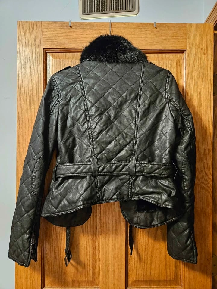 Forever 21 Faux Leather Cropped Jacket - Size L - photo 2