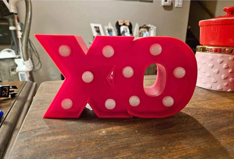 Valentine's XOXO Marquee Light Up Sign