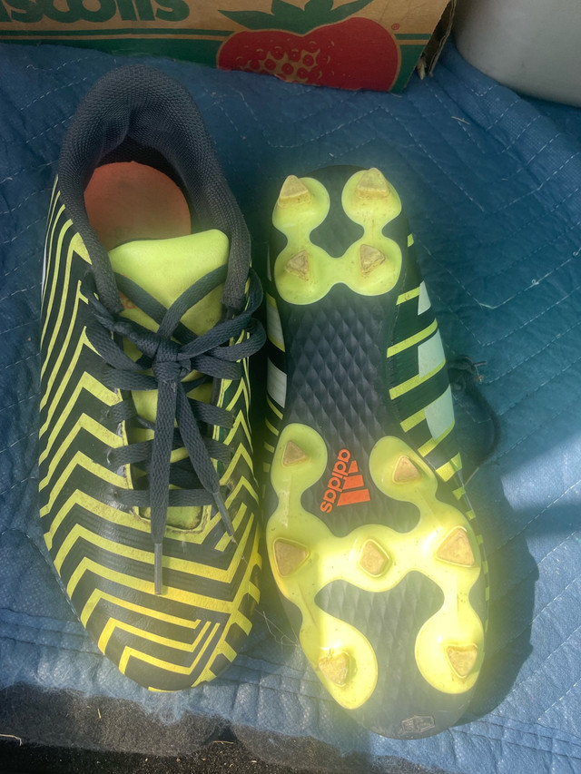 Adidas Soccer Shoes - photo 2