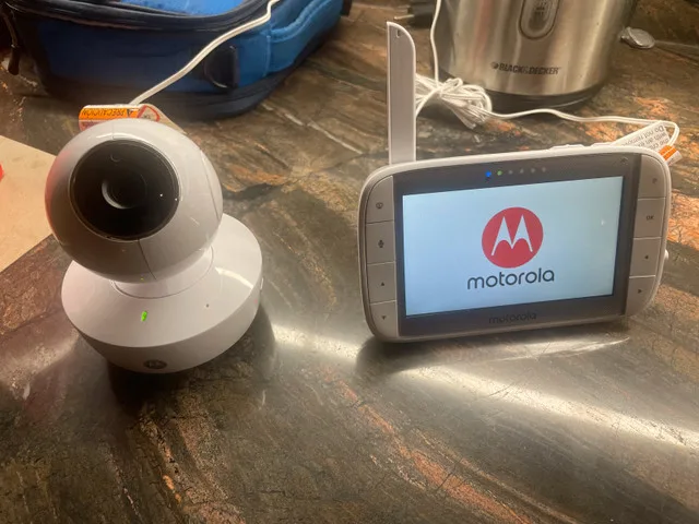 Motorola Baby monitor 5”