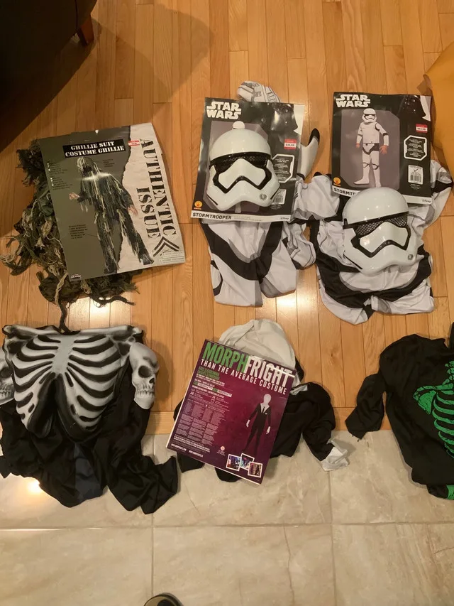 Halloween costumes- many sizes image indicator(2)