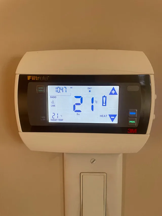 Filtrete 3M50 Wifi Smart Thermostat thumbnail
