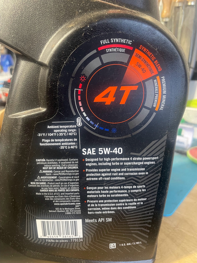 XPS 5W40 synthetic blend oil - photo 2