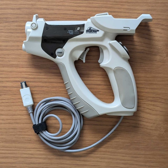 Sega Dreamcast Pelican Stinger Jolt Lightgun
