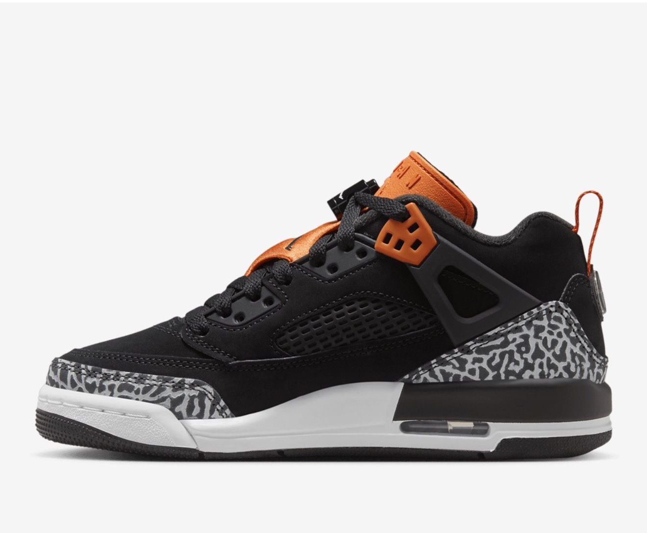Jordan’s Spiked Low ORANGE & Black