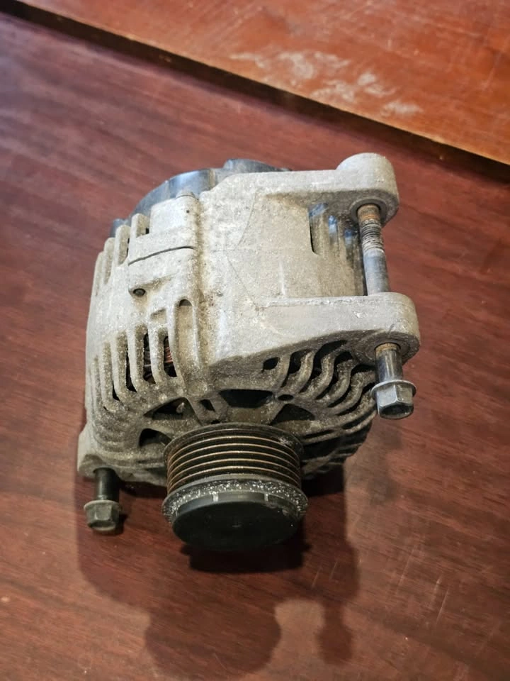 Sonata 2010 - 2014 Alternator - photo 2