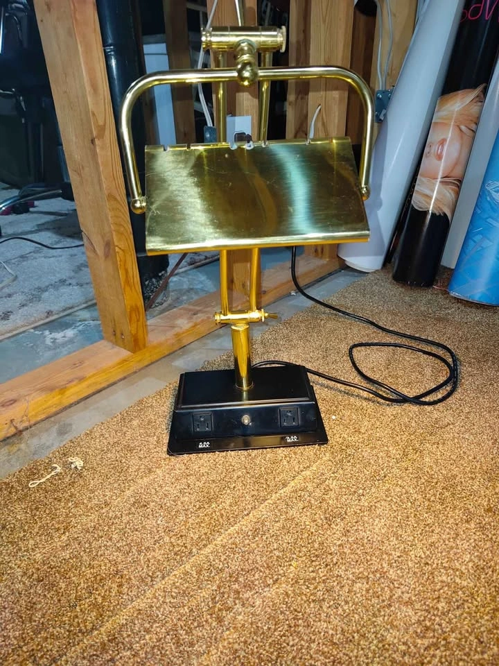 Vintage 90's Solid Brass Desktop Lamp - photo 2