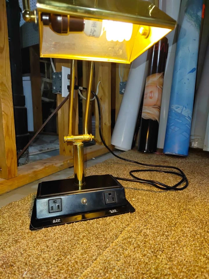 Vintage 90's Solid Brass Desktop Lamp - photo 3