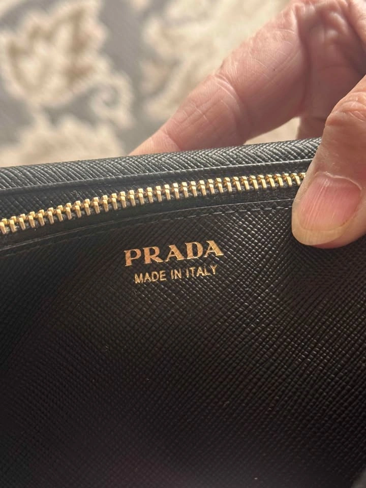 NEW! PRADA WALLET - photo 2