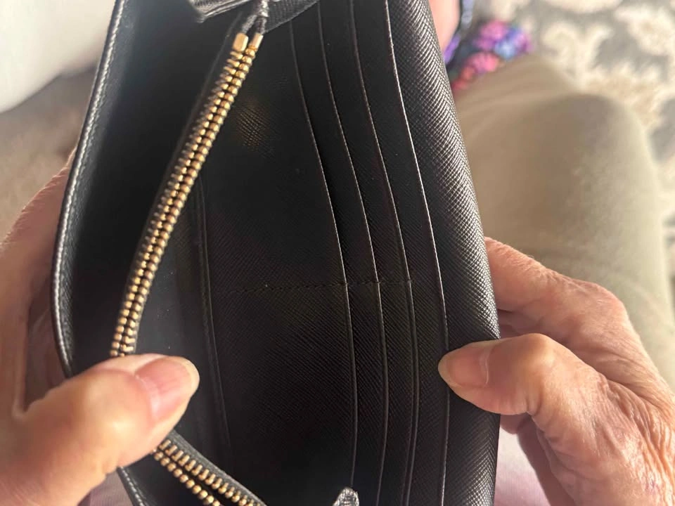 NEW! PRADA WALLET - photo 4