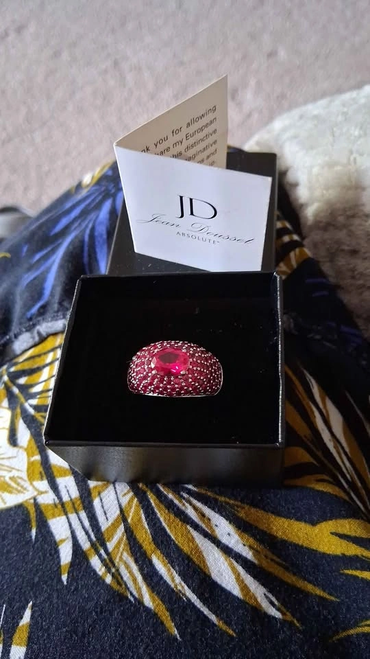 BEAUTIFUL GLOWY QVC RING - photo 2