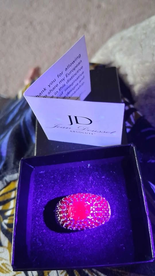 BEAUTIFUL GLOWY QVC RING - photo 3