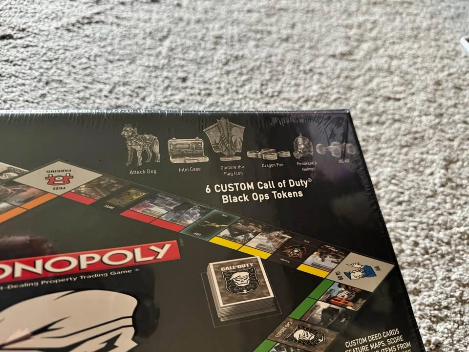 Call of Duty Black Ops Monopoly - photo 3