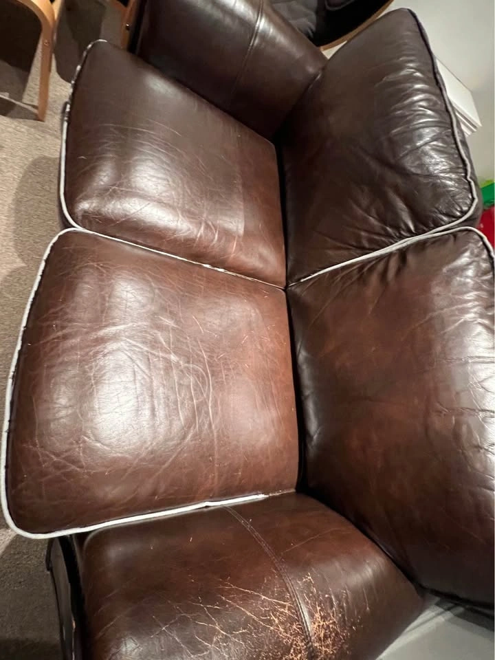 Moving out ASAP: Used couch for FREE. Pick up ASAP - photo 4