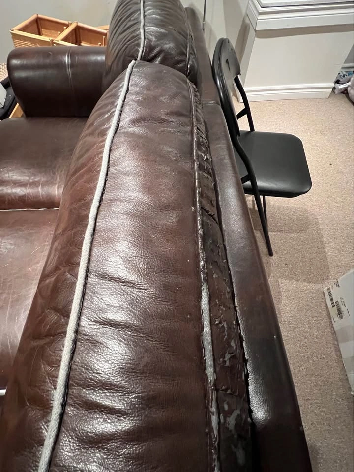 Moving out ASAP: Used couch for FREE. Pick up ASAP - photo 5
