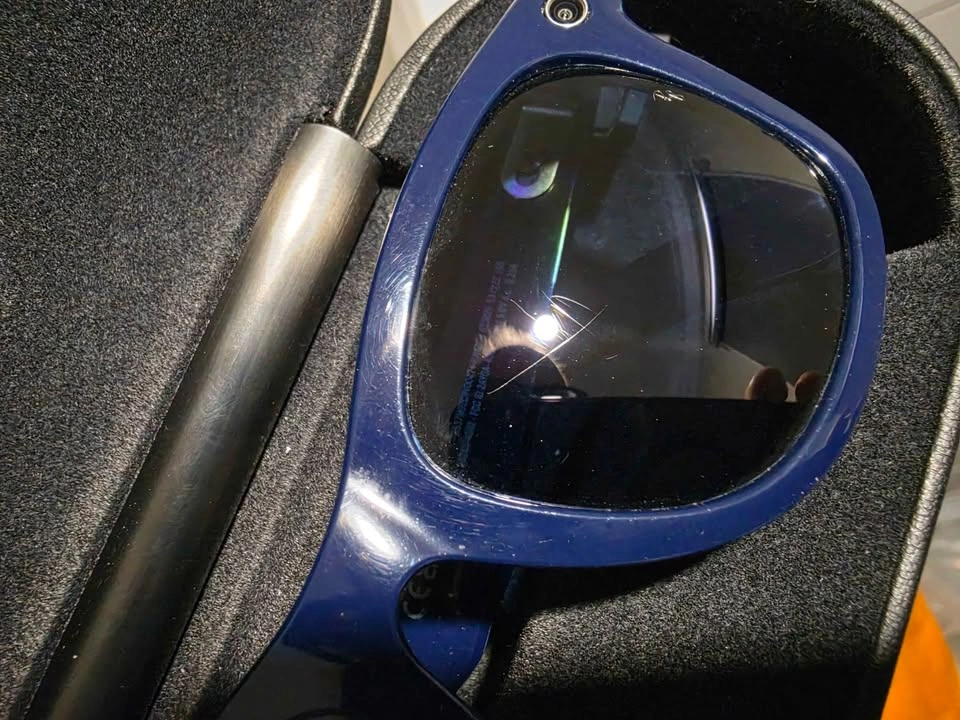 Ray-Ban Wayfarer Stories (Large) – Shiny Blue / Polarized - photo 3