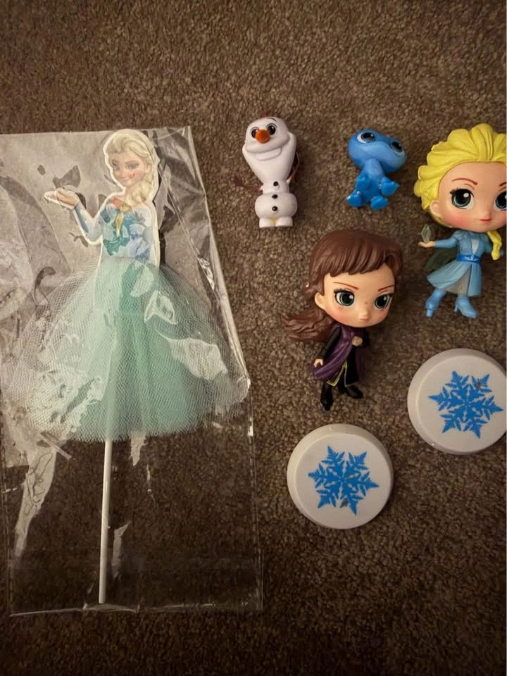 Frozen Elsa Cake Topping Decoration - photo 2