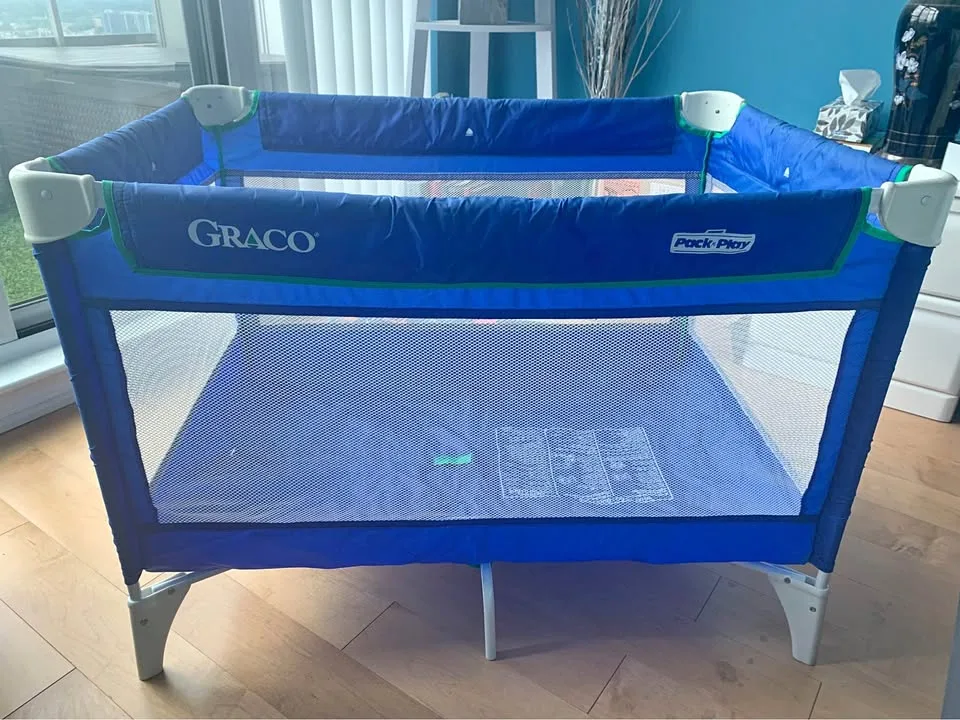 Graco Pack 'n Play Playard thumbnail