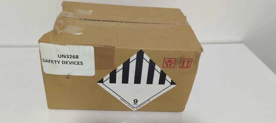 NEW Genuine Toyota Front Seat Belt Kit OEM - photo 3