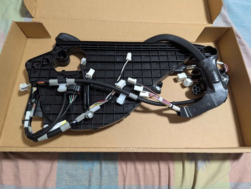 Toyota Rear Door Wire Assembly LH - New OEM Part - photo 3