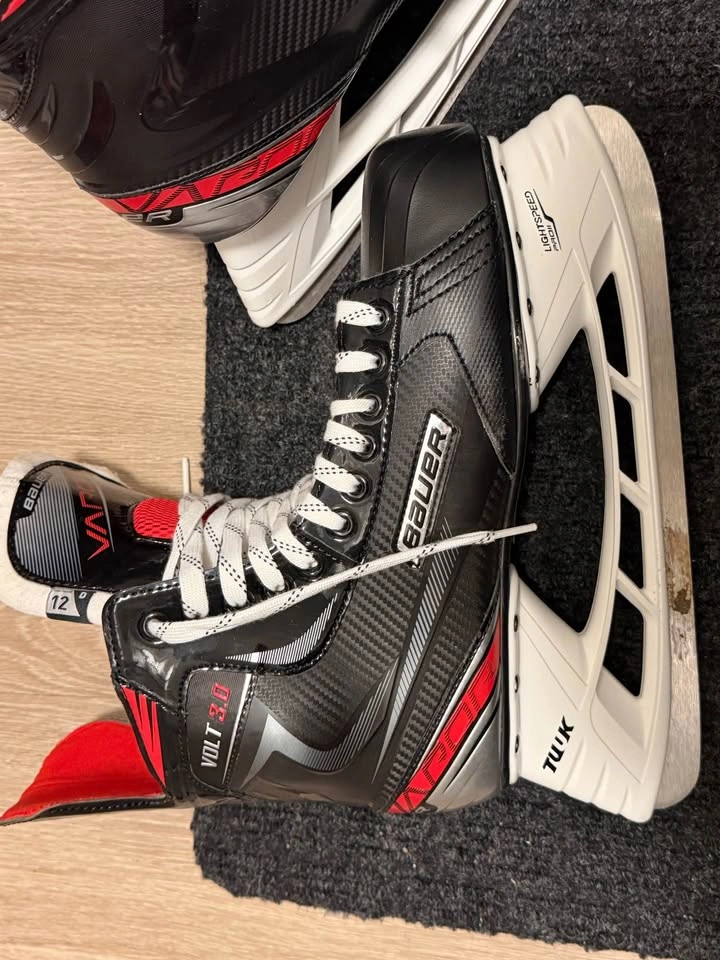 Bauer Vapor Volt 3.0 Hockey Skates (Size 12) – Great Condition - photo 4