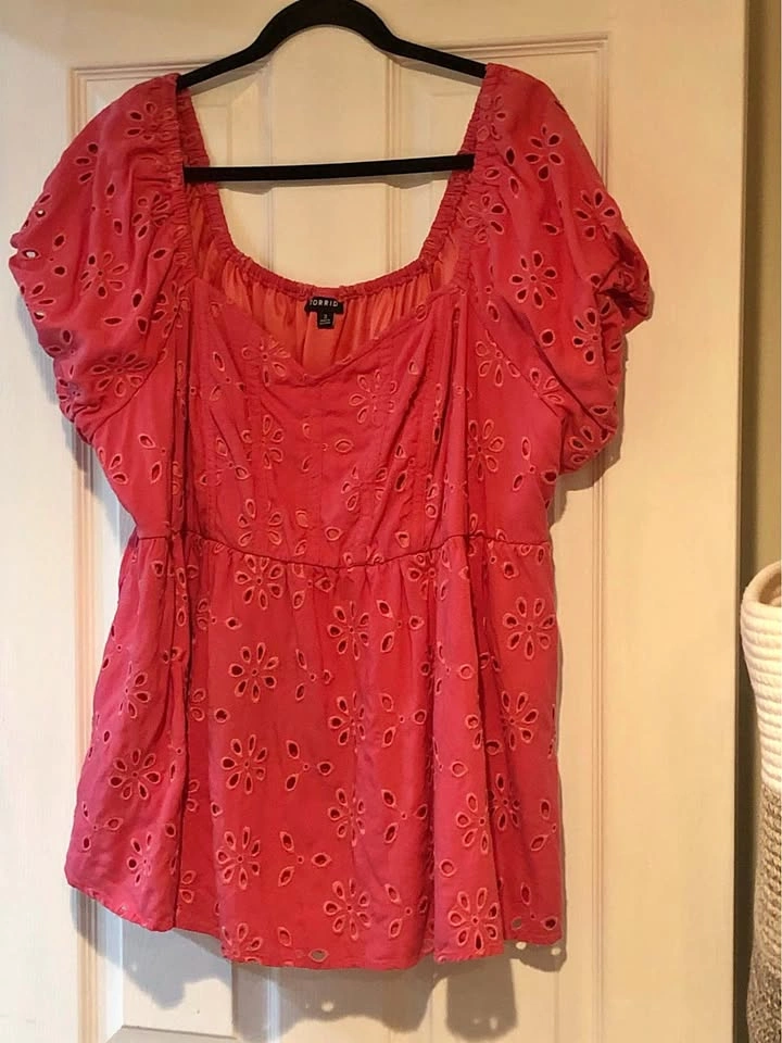 Torrid Pink Eyelet Puff Sleeve Top