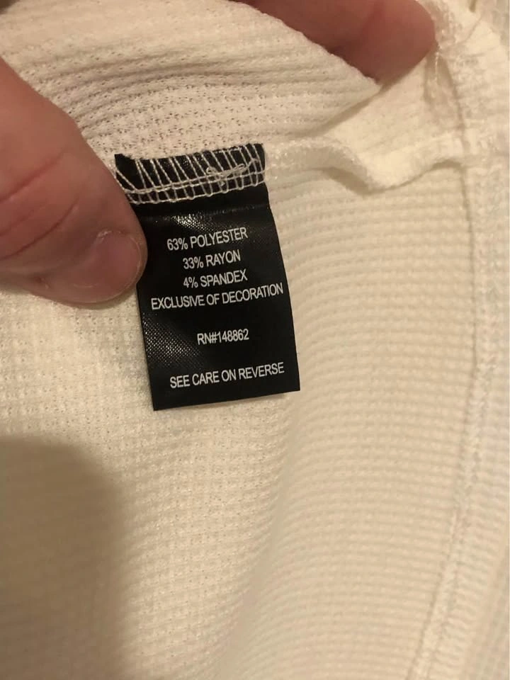 Torrid NWOT White Long Sleeve Top with Lace Shoulders - photo 4