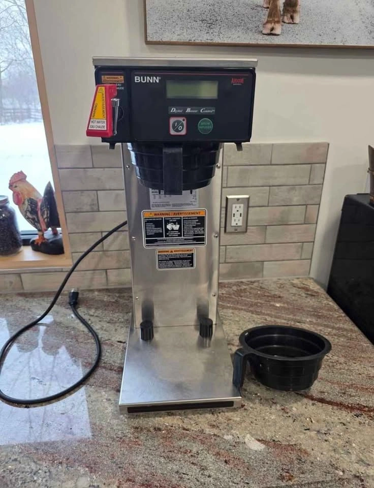 Bunn Axiom DV-APS Airpot Coffee Brewer With Dual Voltage - photo 3