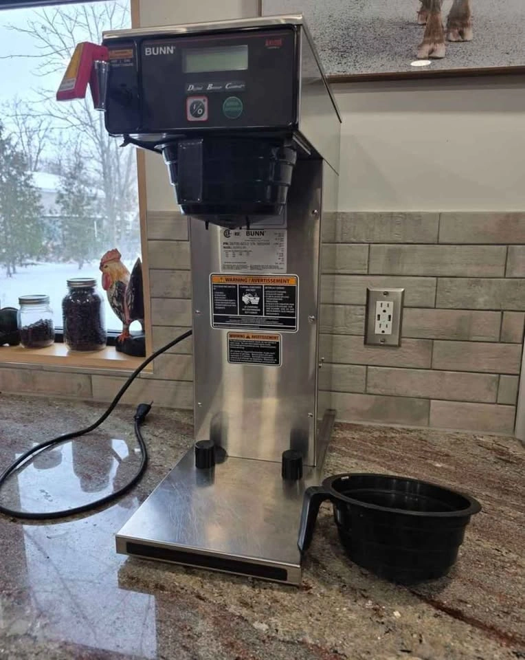 Bunn Axiom DV-APS Airpot Coffee Brewer With Dual Voltage - photo 5